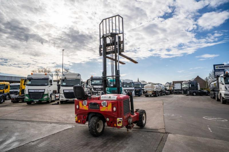 MOFFET M5 20.4 - Мобилен вилушкар: слика 5 MOFFET M5 20.4 - Мобилен вилушкар: слика 5