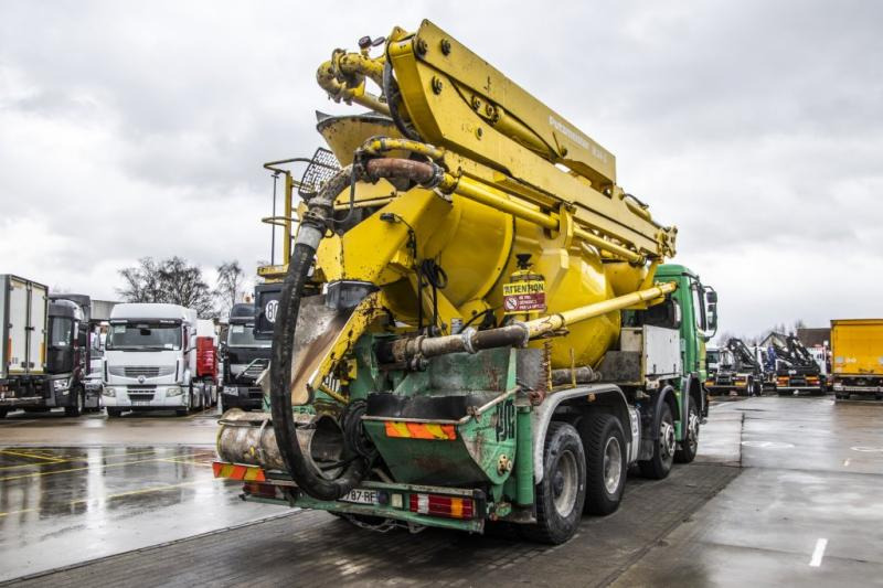 Mercedes ACTROS 3241+PUTZMEISTER 24M - Камион со бетонска пумпа: слика 4 Mercedes ACTROS 3241+PUTZMEISTER 24M - Камион со бетонска пумпа: слика 4
