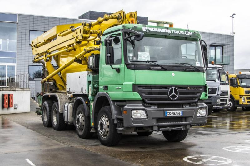 Mercedes ACTROS 3241+PUTZMEISTER 24M - Камион со бетонска пумпа: слика 2 Mercedes ACTROS 3241+PUTZMEISTER 24M - Камион со бетонска пумпа: слика 2