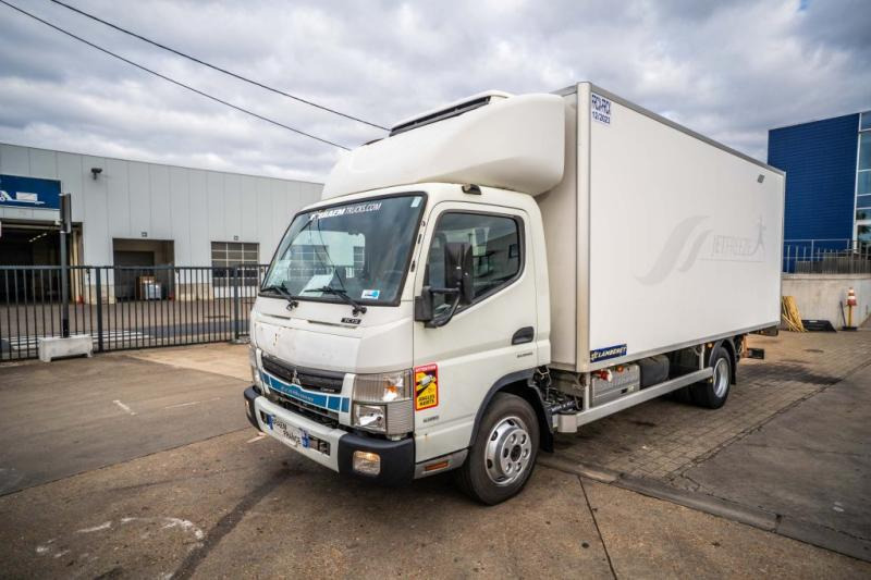 Mitsubishi Fuso FUSO CANTER 7C15-DUONIIC HYBRID / 600 BI TEMP - Комбе ладилник: слика 1 Mitsubishi Fuso FUSO CANTER 7C15-DUONIIC HYBRID / 600 BI TEMP - Комбе ладилник: слика 1