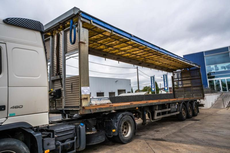 Lecitrailer VOLAILLE/GEFLÛGEL/POULTRY+TOIT REHAUSSABLE ( chariot embarquer ) - Полуприколка: слика 1 Lecitrailer VOLAILLE/GEFLÛGEL/POULTRY+TOIT REHAUSSABLE ( chariot embarquer ) - Полуприколка: слика 1