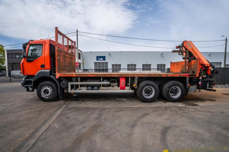 Renault KERAX 380 DXI-6X4+PALFINGER 18 T/m + 4 EXT - Камион со платформа, Камион со кран: слика 3 Renault KERAX 380 DXI-6X4+PALFINGER 18 T/m + 4 EXT - Камион со платформа, Камион со кран: слика 3