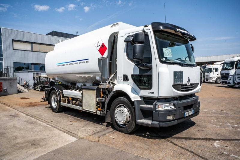 Renault MIDLUM 270 DXI + STOKOTA 14000L /4 COMP - Камион цистерна: слика 2 Renault MIDLUM 270 DXI + STOKOTA 14000L /4 COMP - Камион цистерна: слика 2