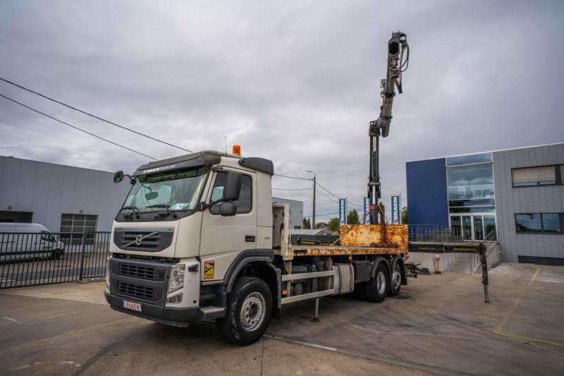 Volvo FM 410 DXI -6X2+HIAB 24 T/m/2x - Камион со платформа, Камион со кран: слика 1 Volvo FM 410 DXI -6X2+HIAB 24 T/m/2x - Камион со платформа, Камион со кран: слика 1