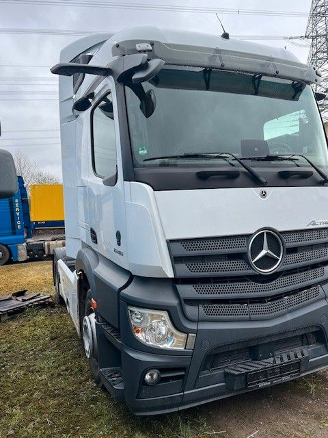 Mercedes-Benz Actros 1846 5 L-Fahrerhaus - Камион влекач: слика 2 Mercedes-Benz Actros 1846 5 L-Fahrerhaus - Камион влекач: слика 2