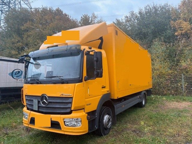 Mercedes-Benz Atego 1230 1230,1530 LBW - Камион сандучар: слика 1 Mercedes-Benz Atego 1230 1230,1530 LBW - Камион сандучар: слика 1