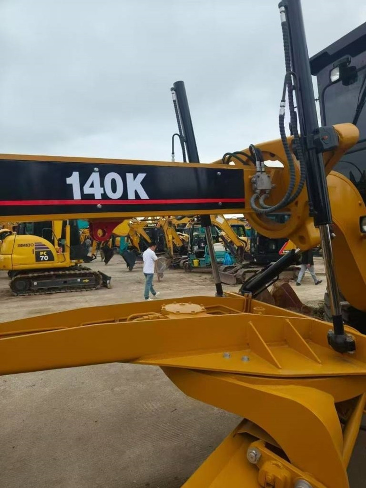 CAT 140K - Порамнувач: слика 5 CAT 140K - Порамнувач: слика 5