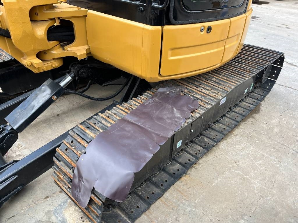 CAT 303.5E2 - Мини багер: слика 2 CAT 303.5E2 - Мини багер: слика 2