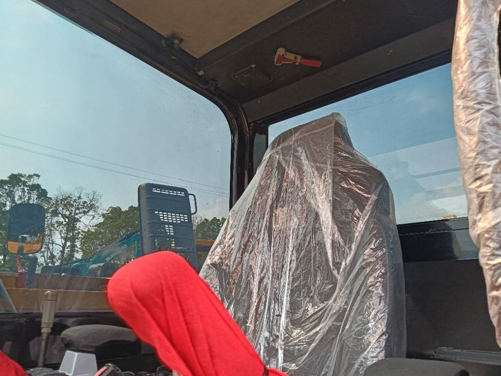 CAT 307E2  - Мини багер: слика 5 CAT 307E2  - Мини багер: слика 5