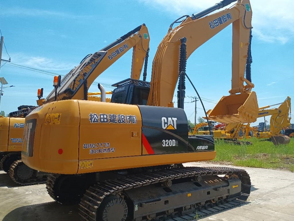 CAT 320D2 - Багер гасеничар: слика 1 CAT 320D2 - Багер гасеничар: слика 1