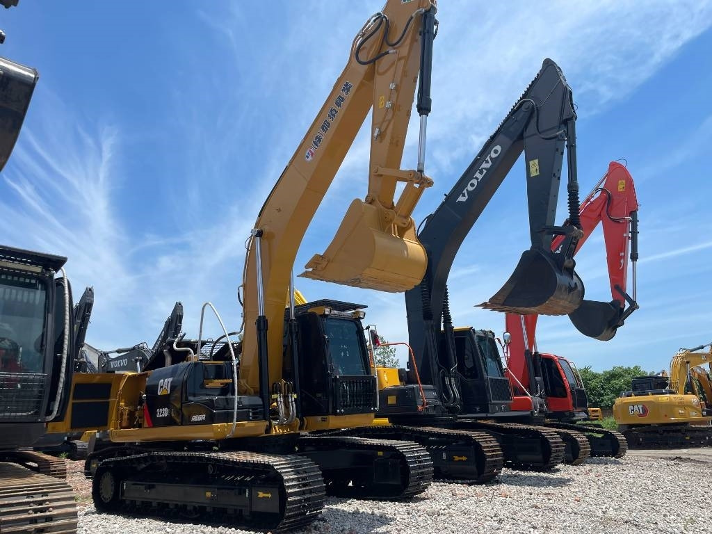 CAT 323D2 - Багер гасеничар: слика 5 CAT 323D2 - Багер гасеничар: слика 5