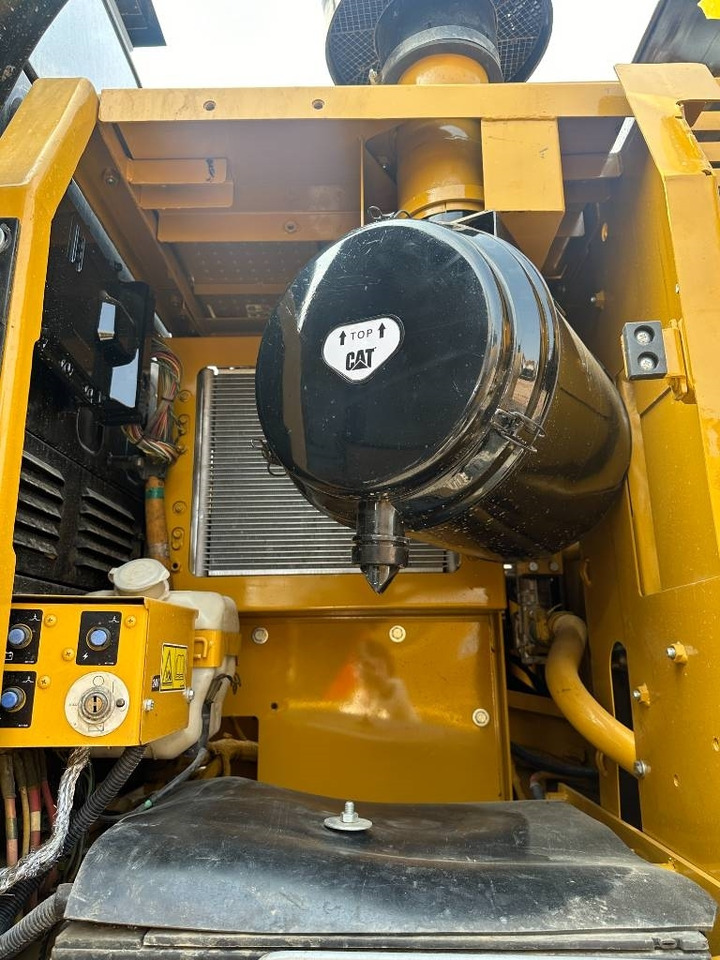 CAT 329D2 - Багер гасеничар: слика 5 CAT 329D2 - Багер гасеничар: слика 5