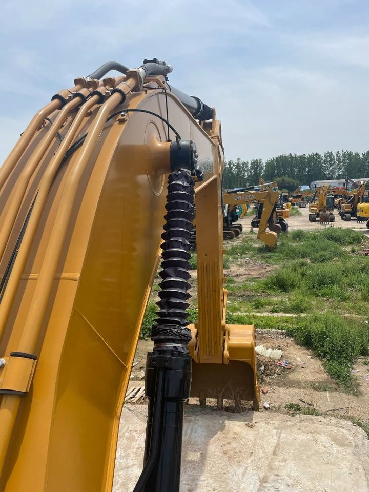 Багер гасеничар CAT 330D2: слика 8