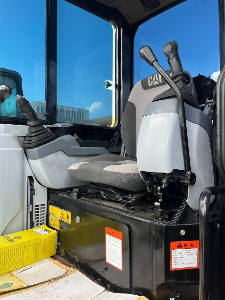CAT CAT303.5E - Мини багер: слика 5 CAT CAT303.5E - Мини багер: слика 5