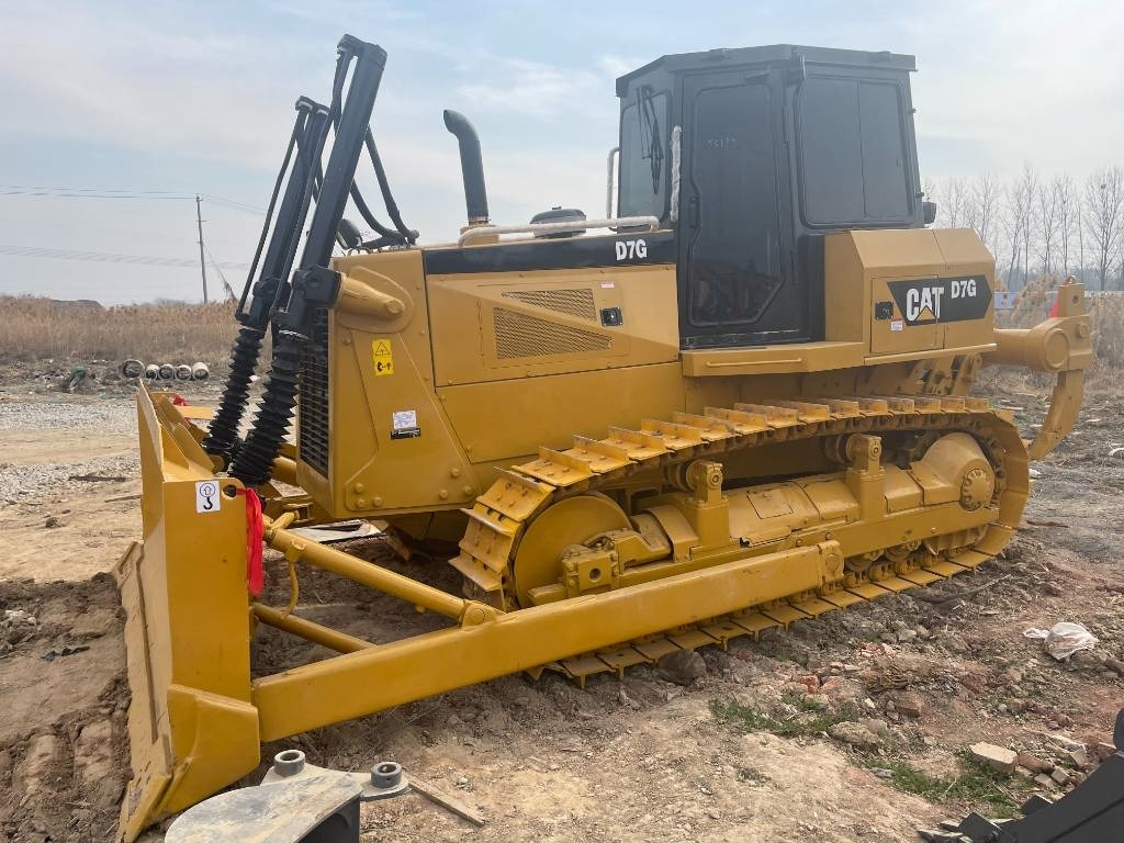 CAT D 7 G - Булдожер: слика 2 CAT D 7 G - Булдожер: слика 2