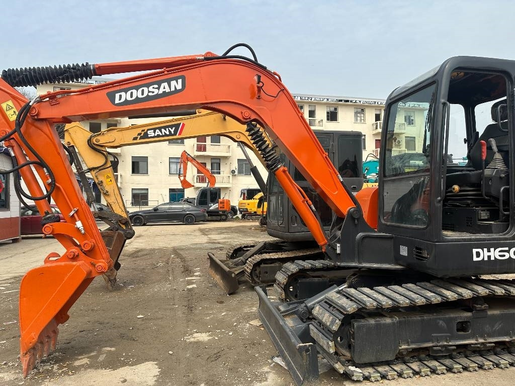 Doosan DH 60 - Мини багер: слика 3 Doosan DH 60 - Мини багер: слика 3