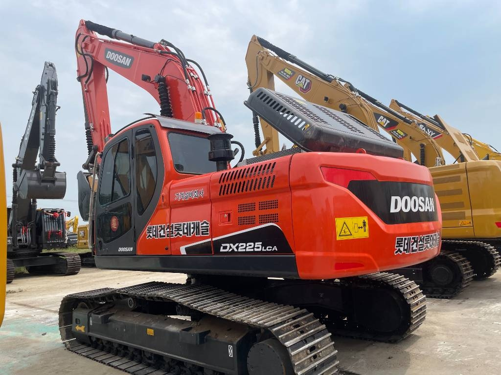 Doosan DX 225 LCA - Багер гасеничар: слика 1 Doosan DX 225 LCA - Багер гасеничар: слика 1