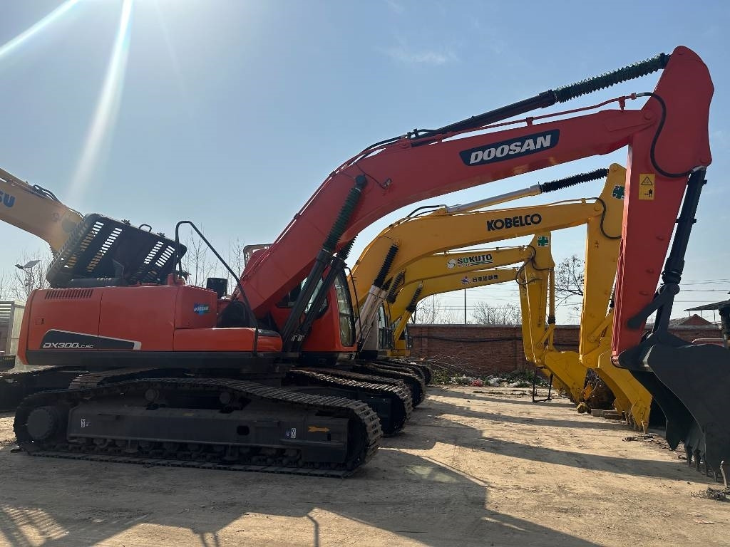 Doosan DX 300 - Багер гасеничар: слика 3 Doosan DX 300 - Багер гасеничар: слика 3