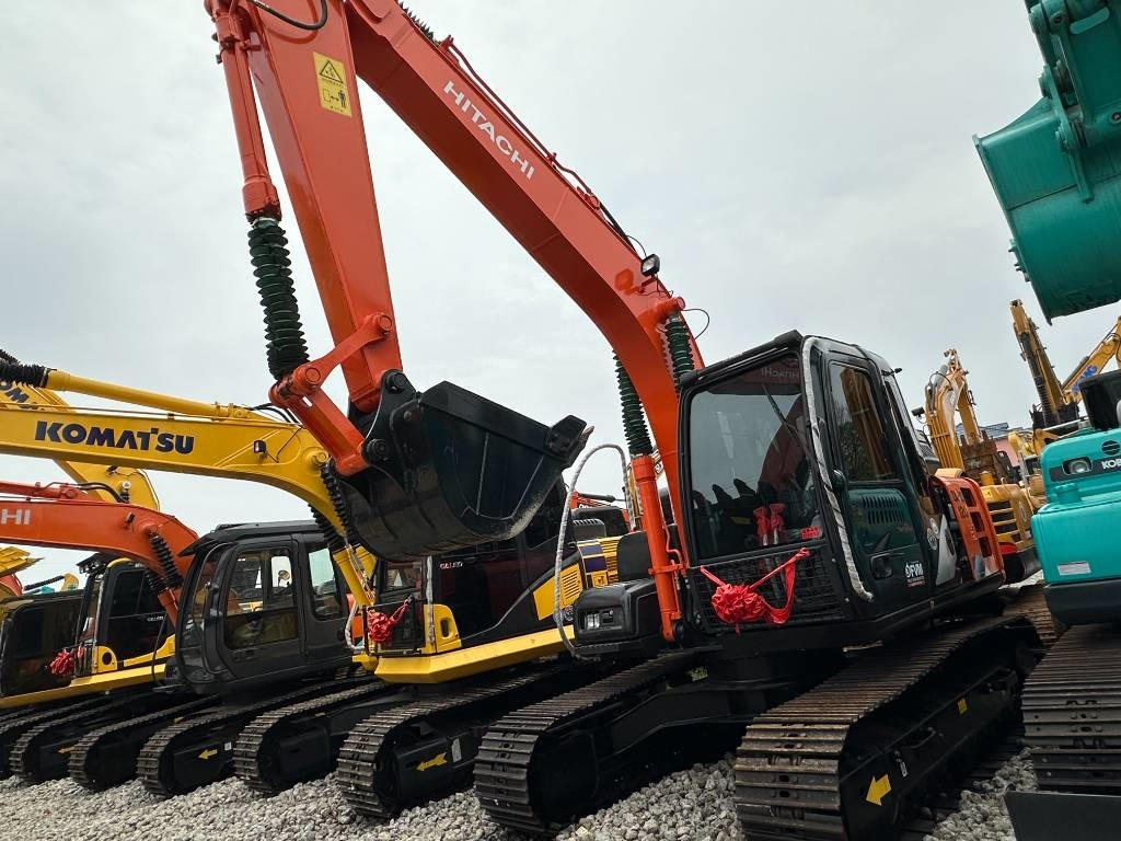 Нов Багер гасеничар Hitachi ZX 120: слика 6
