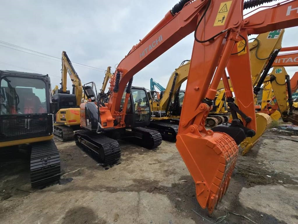 Hitachi ZX 135 US - Багер гасеничар: слика 3 Hitachi ZX 135 US - Багер гасеничар: слика 3