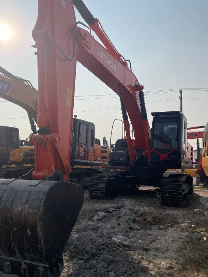 Hitachi ZX 210 - Багер гасеничар: слика 4 Hitachi ZX 210 - Багер гасеничар: слика 4