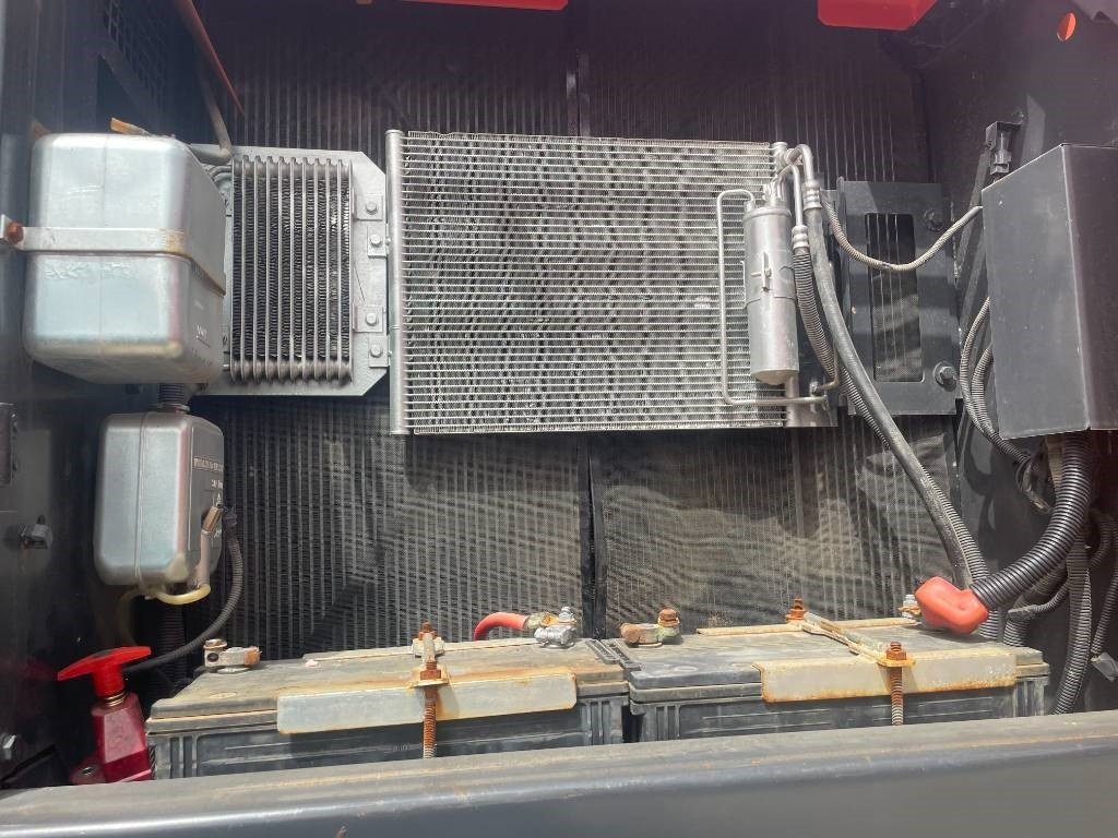 Hitachi ZX 240 - Багер гасеничар: слика 3 Hitachi ZX 240 - Багер гасеничар: слика 3