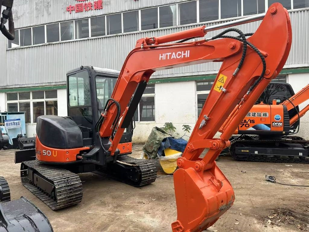 Hitachi ZX 50 - Багер гасеничар: слика 3 Hitachi ZX 50 - Багер гасеничар: слика 3