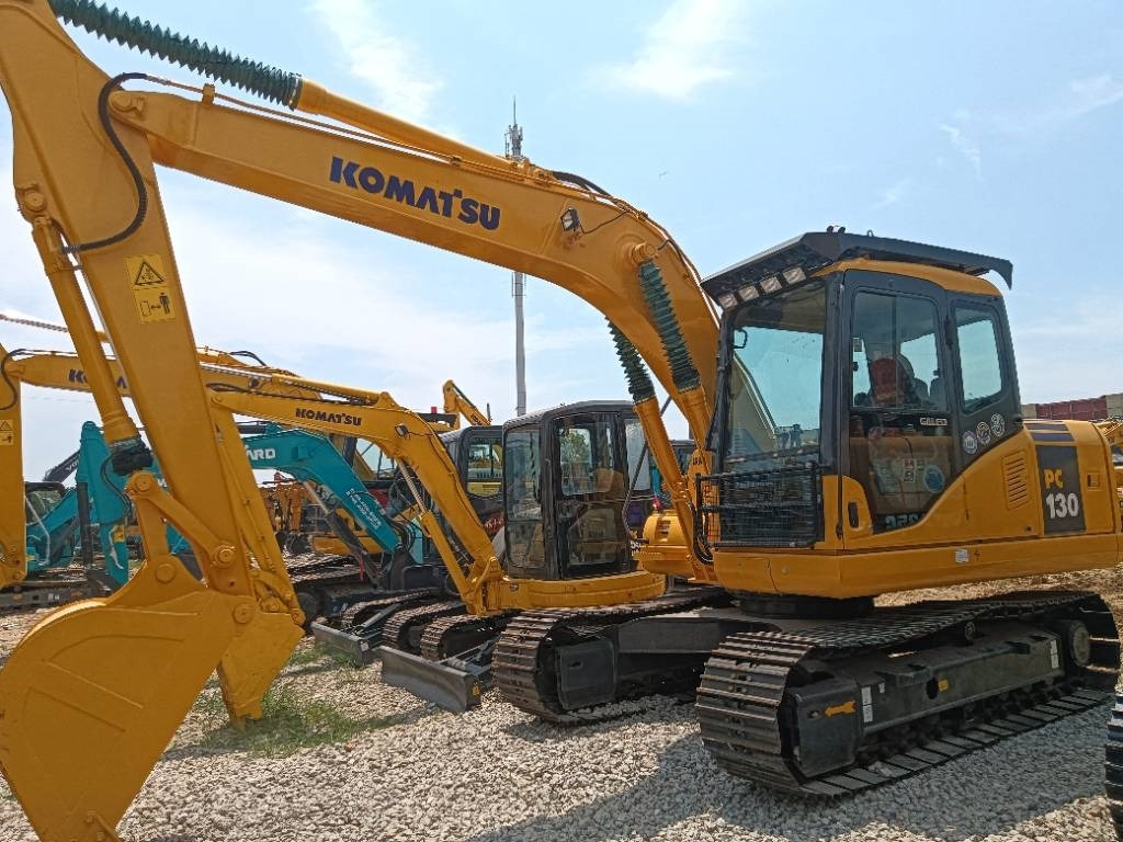 Нов Багер гасеничар Komatsu PC 130: слика 8