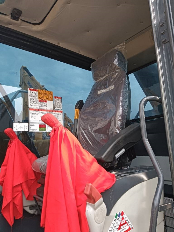 Komatsu PC 130 - Багер гасеничар: слика 4 Komatsu PC 130 - Багер гасеничар: слика 4