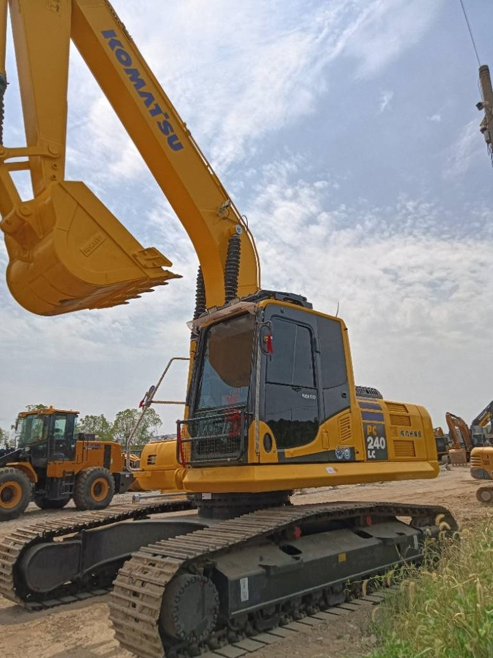 Komatsu PC 240 LC - Багер гасеничар: слика 3 Komatsu PC 240 LC - Багер гасеничар: слика 3