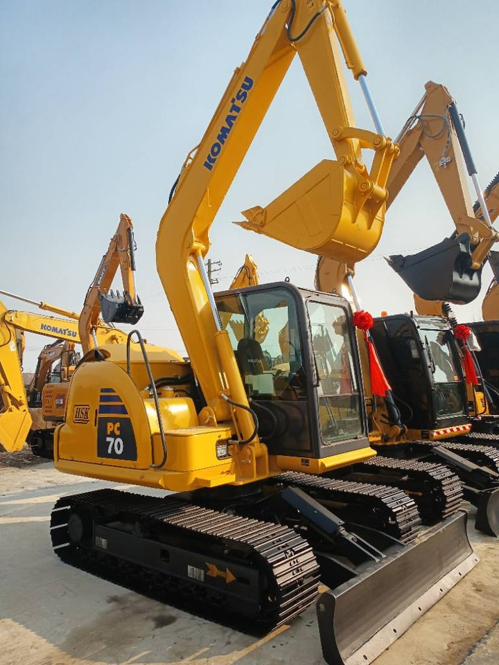 Komatsu PC 70 - Мини багер: слика 1 Komatsu PC 70 - Мини багер: слика 1