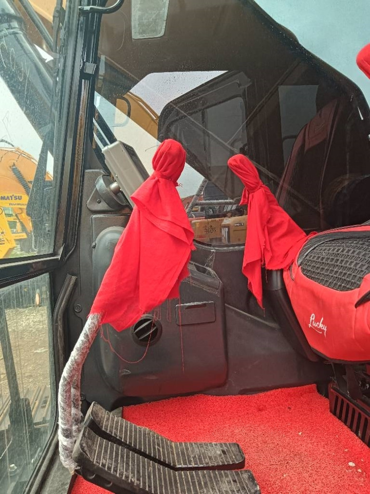 Sany 235 - Багер гасеничар: слика 4 Sany 235 - Багер гасеничар: слика 4