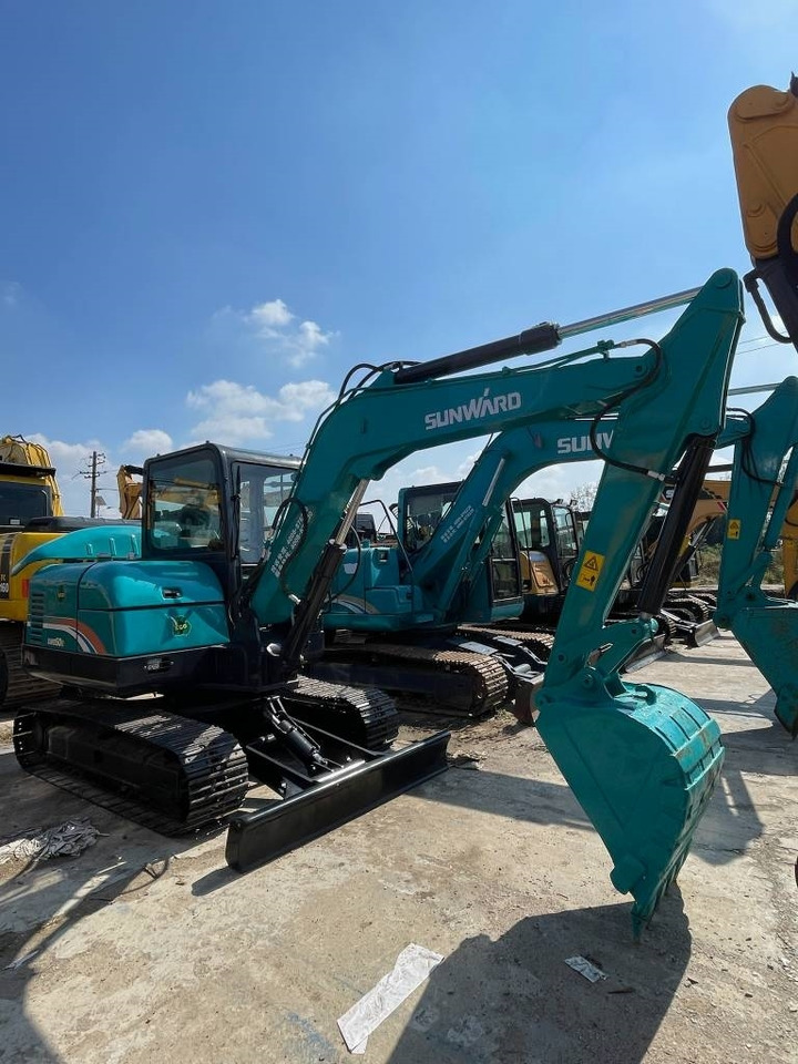 Sunward SWE 60 - Мини багер: слика 3 Sunward SWE 60 - Мини багер: слика 3