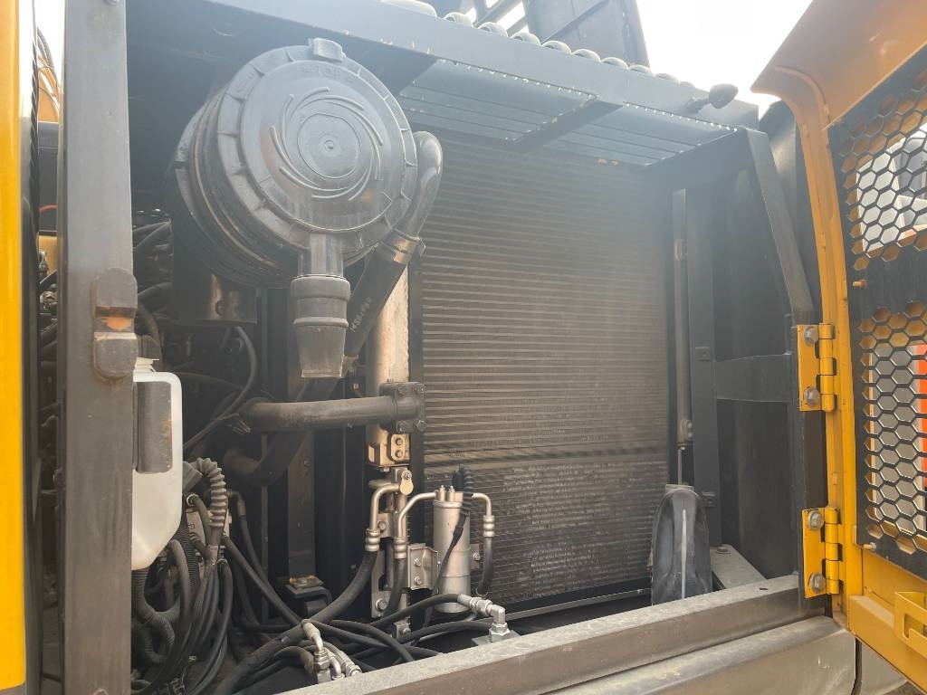 Багер гасеничар Volvo EC 140: слика 6