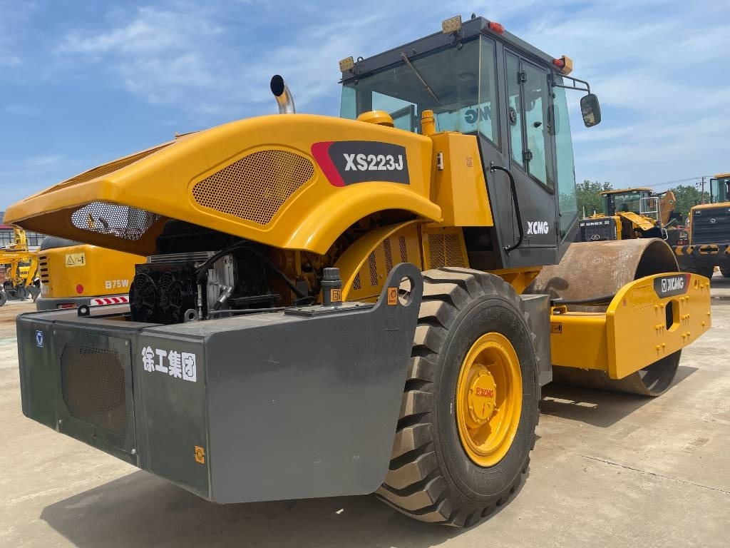 XCMG XS 223 J  - Компактор: слика 4 XCMG XS 223 J  - Компактор: слика 4