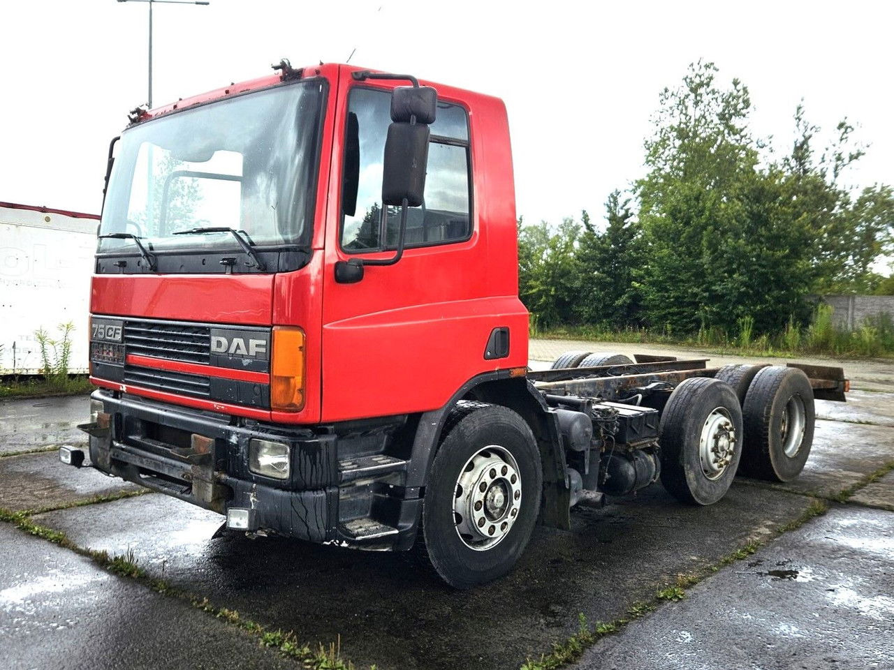 DAF CF 75.250 6x2 - Камион со кабинска шасија: слика 3 DAF CF 75.250 6x2 - Камион со кабинска шасија: слика 3