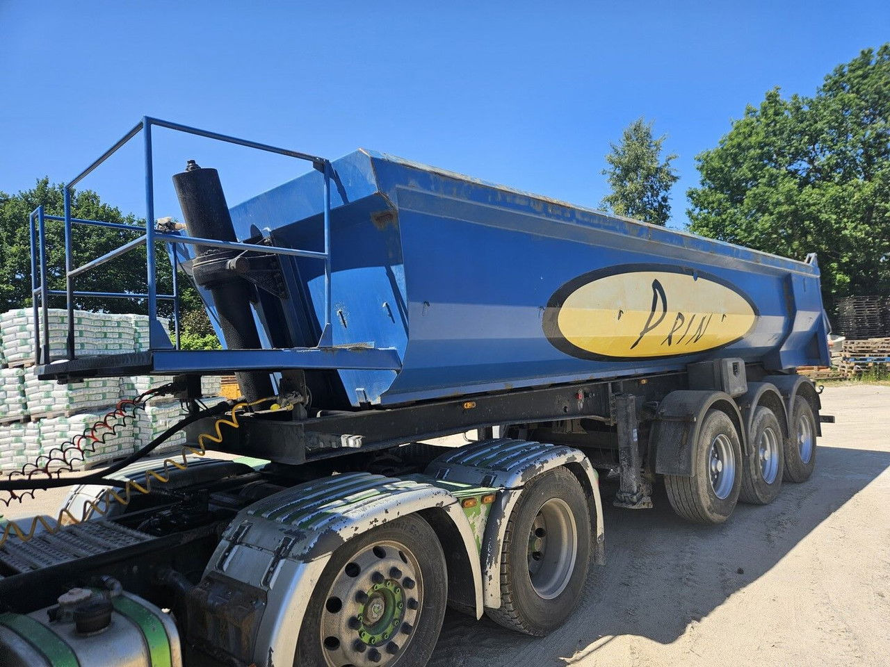 Diversen W25 24 M3 Tipper Semi-Trailer CMT W25 24 M3 Tipper Semi-Trailer - Кипер полуприколка: слика 2 Diversen W25 24 M3 Tipper Semi-Trailer CMT W25 24 M3 Tipper Semi-Trailer - Кипер полуприколка: слика 2