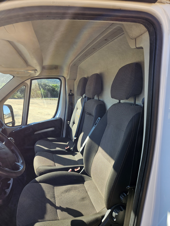 Citröen Jumper Control FT 350 L3H2 2.2 Blue HDI S&S 140 - Комбе фургон: слика 5 Citröen Jumper Control FT 350 L3H2 2.2 Blue HDI S&S 140 - Комбе фургон: слика 5