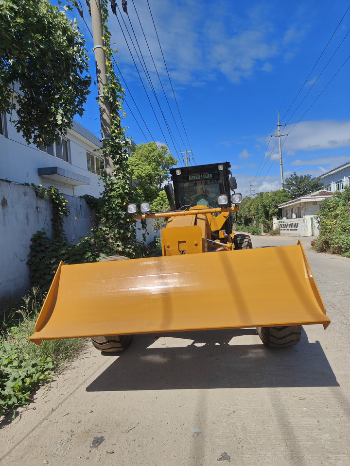 CATERPILLAR 140h with blade used cat motor grader 140k 140h 140g - Порамнувач: слика 4 CATERPILLAR 140h with blade used cat motor grader 140k 140h 140g - Порамнувач: слика 4