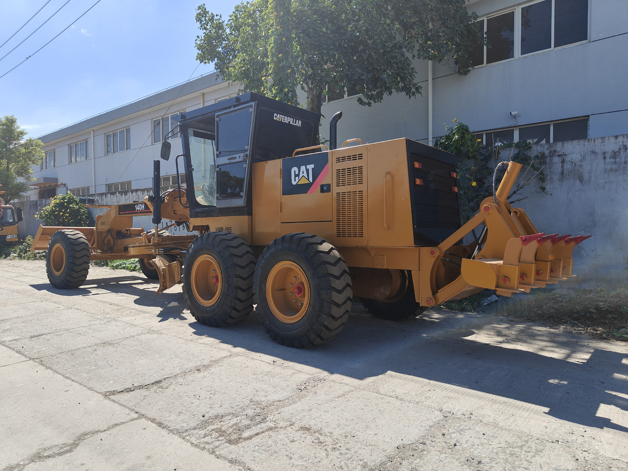 CATERPILLAR 140h with blade used cat motor grader 140k 140h 140g - Порамнувач: слика 2 CATERPILLAR 140h with blade used cat motor grader 140k 140h 140g - Порамнувач: слика 2
