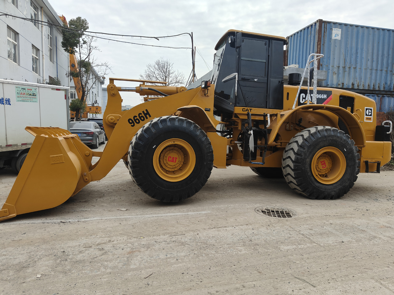 CATERPILLAR 966H loader - Натоварувач на тркала: слика 4 CATERPILLAR 966H loader - Натоварувач на тркала: слика 4