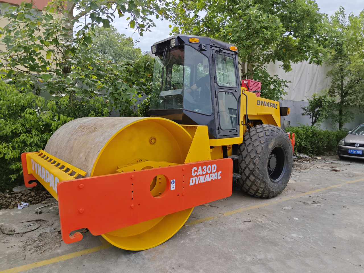 Dynapac CA30D - Компактор: слика 1 Dynapac CA30D - Компактор: слика 1