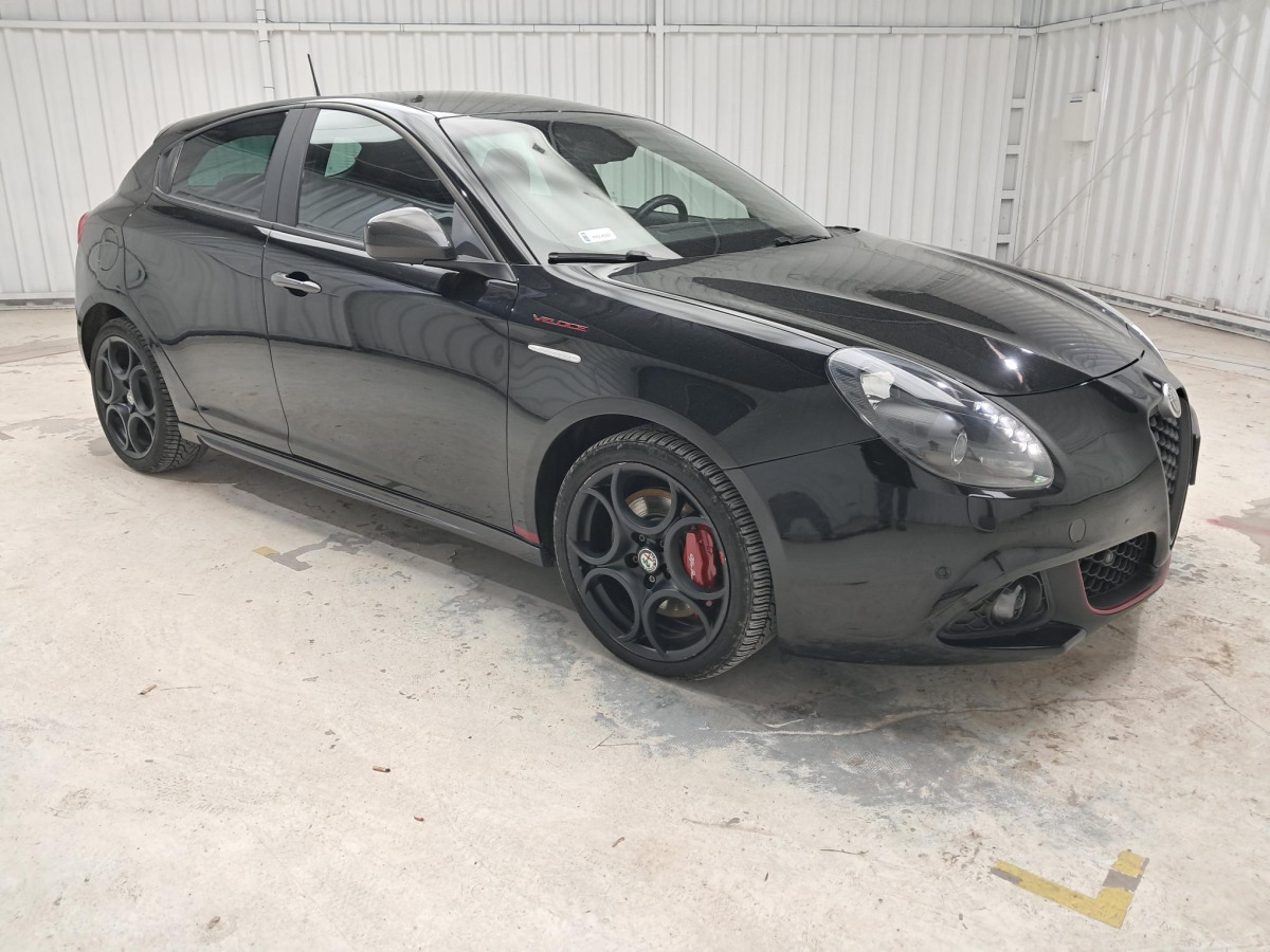 ALFA ROMEO ALFA GIULIETTA HATCHBACK - Автомобил: слика 1 ALFA ROMEO ALFA GIULIETTA HATCHBACK - Автомобил: слика 1