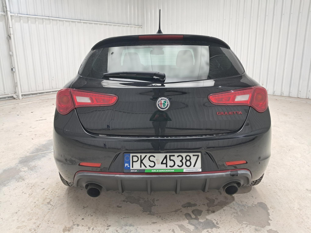ALFA ROMEO ALFA GIULIETTA HATCHBACK - Автомобил: слика 4 ALFA ROMEO ALFA GIULIETTA HATCHBACK - Автомобил: слика 4