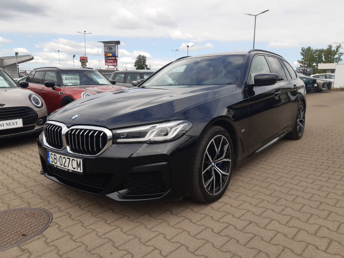 BMW 530i xDrive mHEV M Sport KOMBI - Автомобил: слика 2 BMW 530i xDrive mHEV M Sport KOMBI - Автомобил: слика 2