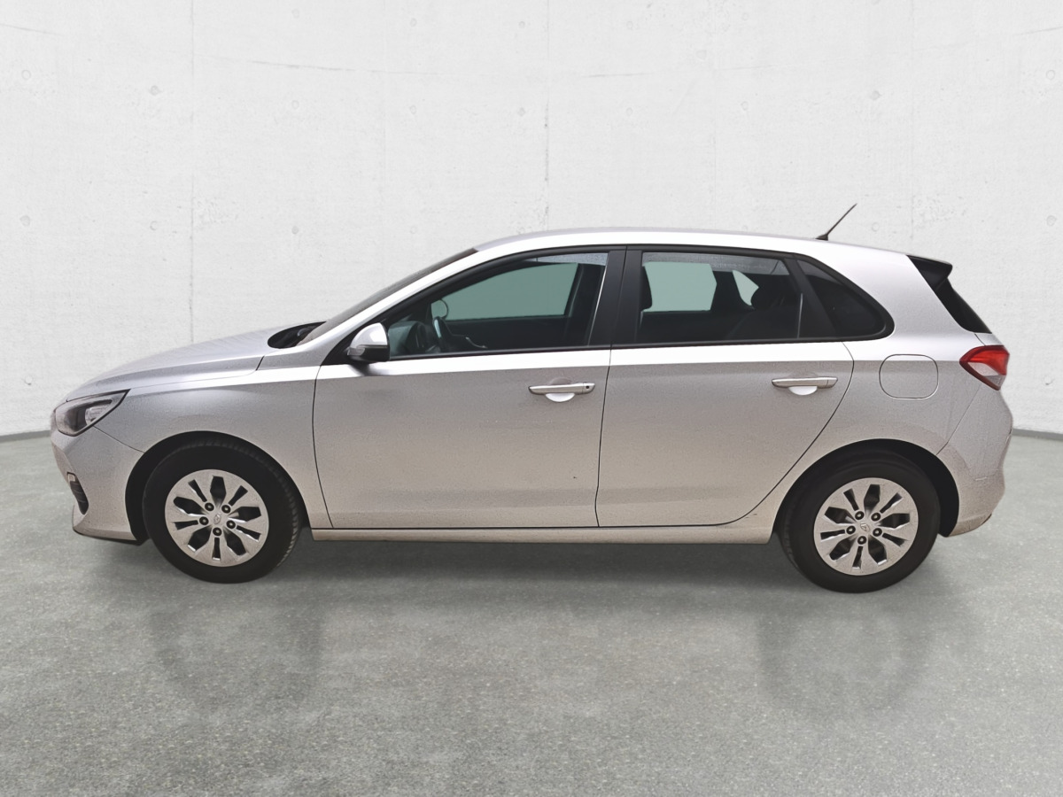 HYUNDAI I30 HATCHBACK - Хечбек: слика 5 HYUNDAI I30 HATCHBACK - Хечбек: слика 5