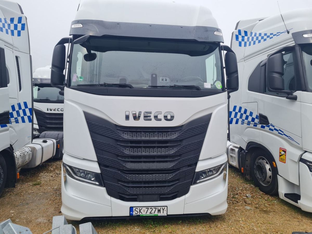 IVECO AS440ST/FP LT CIĄGNIK SIODŁOWY - Камион влекач: слика 2 IVECO AS440ST/FP LT CIĄGNIK SIODŁOWY - Камион влекач: слика 2