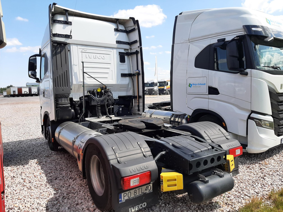 IVECO S-WAY CIĄGNIK SIODŁOWY - Камион влекач: слика 4 IVECO S-WAY CIĄGNIK SIODŁOWY - Камион влекач: слика 4