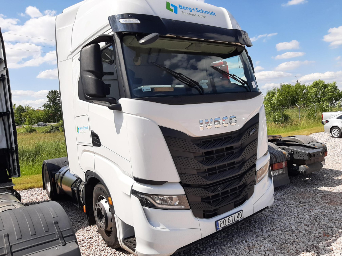 IVECO S-WAY CIĄGNIK SIODŁOWY - Камион влекач: слика 1 IVECO S-WAY CIĄGNIK SIODŁOWY - Камион влекач: слика 1