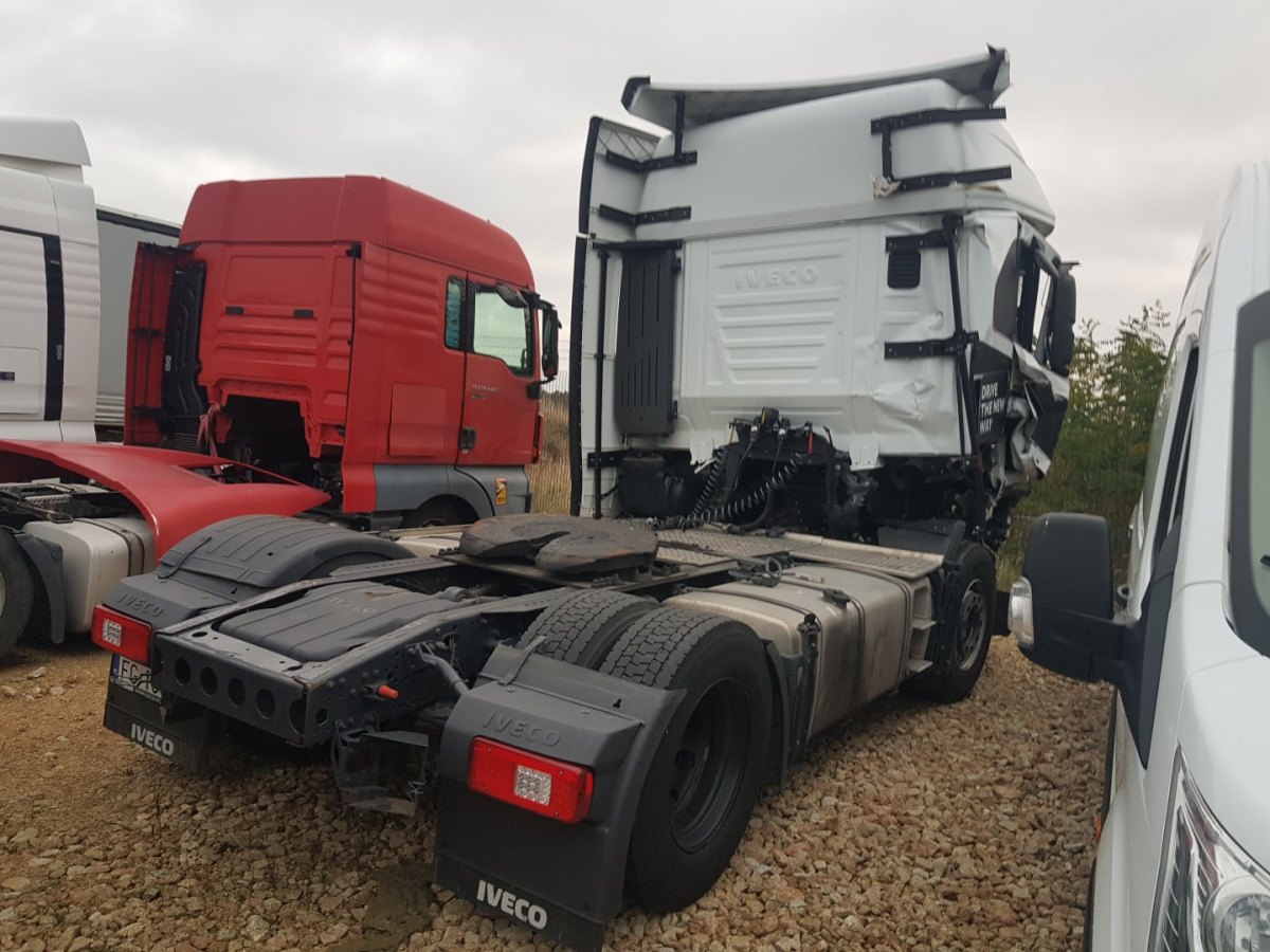 IVECO S-WAY CIĄGNIK SIODŁOWY - Камион влекач: слика 4 IVECO S-WAY CIĄGNIK SIODŁOWY - Камион влекач: слика 4